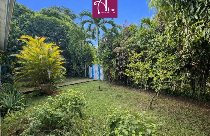 VENTE - Villa F6 cr&eacute;ole avec piscine et sous-sol am&eacute;nageable - secteur CRANE - LAMENTIN