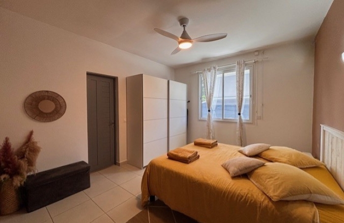 Six pi&egrave;ces avec piscine ! Avec votre agence Longfort Immobilier