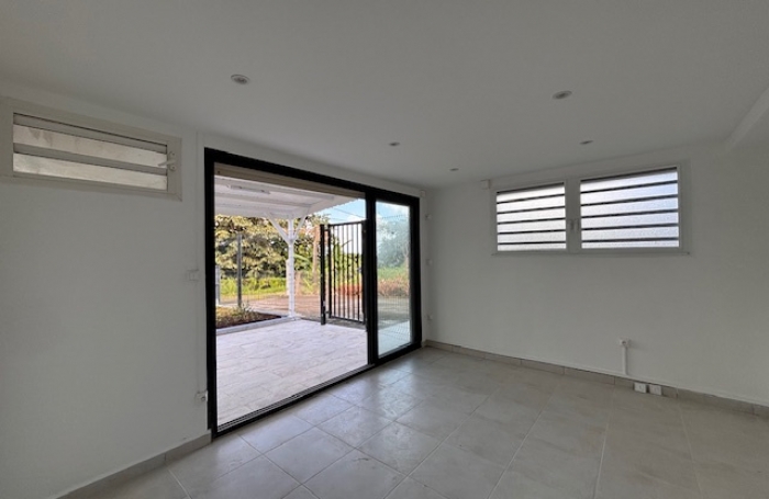 Cinq pi&egrave;ces moderne ! Avec votre agence Longfort Immobilier