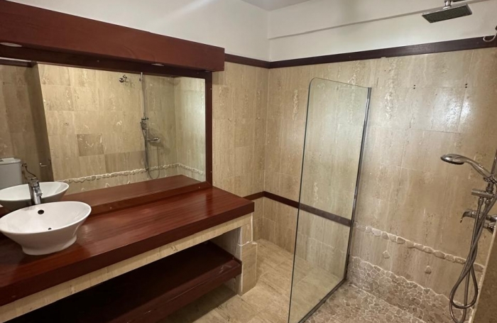 Vente Appartement 128m&sup2; 4 pièces Gosier