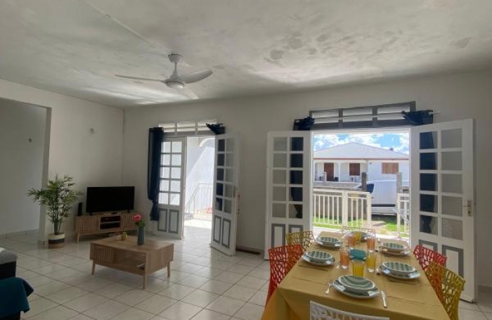 Location Maison 97115