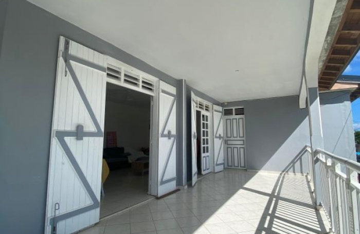 Location Maison 145.95m&sup2; 5 pièces Sainte Rose