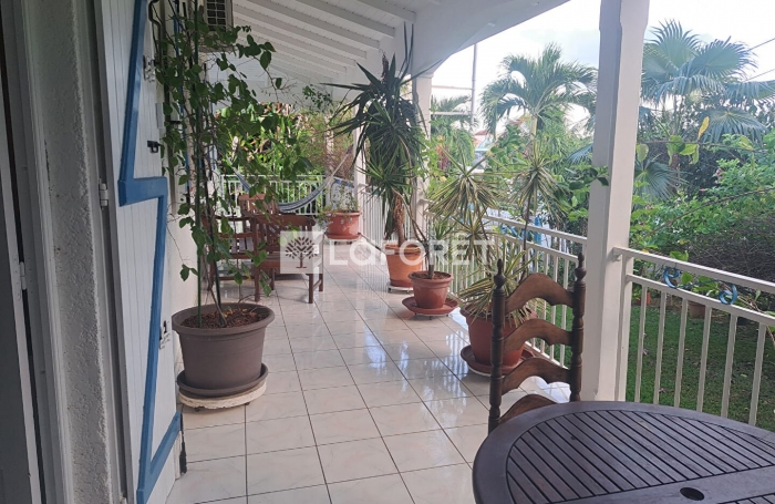 Vente Maison 150m&sup2; 5 pi&egrave;ces Lamentin