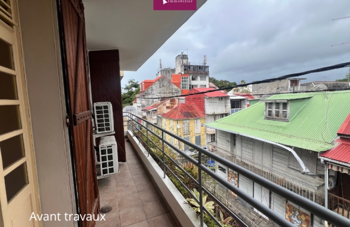 &Agrave; Vendre - Immeuble &agrave; usage mixte, Proche Tribunal - Pointe-&agrave;-Pitre