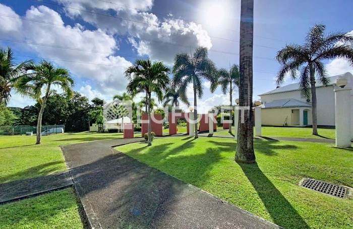 Vente Maison 63.51m&sup2; 3 pi&egrave;ces Baie Mahault