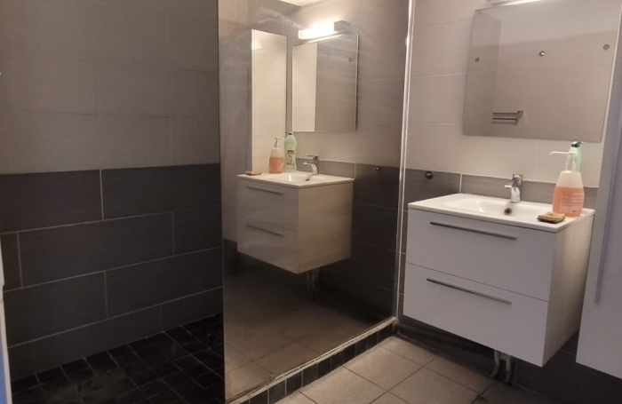 POINTE A PITRE - CENTRE - SPACIEUX APPARTEMENT TYPE 5