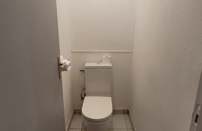 POINTE A PITRE - CENTRE - SPACIEUX APPARTEMENT TYPE 5