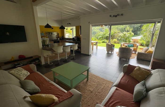 VILLA COUP DE COEUR,  AVEC PISCINE, ENVIRONNEMENT CALME ET RESIDENTIEL