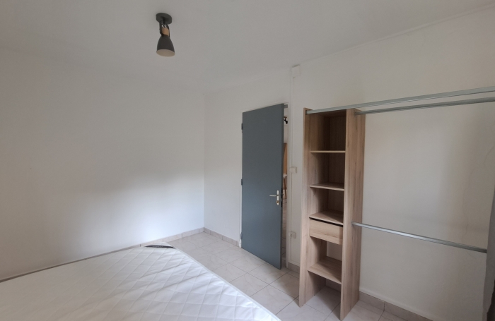 &Agrave; louer   Appartement T3 de plain-pied dans maison individuelle (monopropri&eacute;t&eacute;)