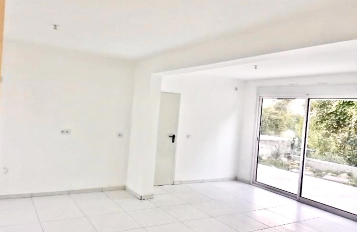 Villas neuve de 4 pi&egrave;ces situ&eacute;e aux ABYMES