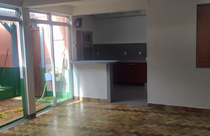 Vente Maison 246m&sup2; 13 pièces Pointe-Noire