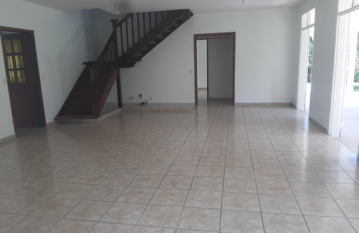 Villa T5 avec piscine