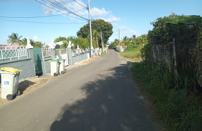 MAISON T1 (meubl&eacute;e) - 24.84 m2 - 97160 LE MOULE