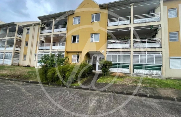 Vente Appartement 69.37m&sup2; 4 pièces Petit-Bourg