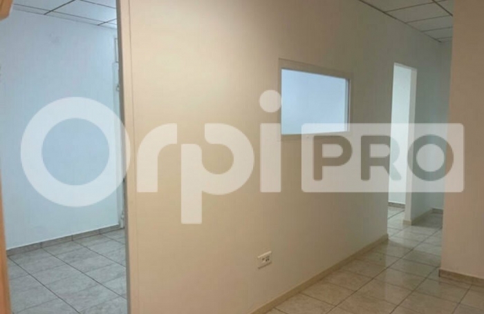 avec orpi Boutarel Louez un bureaux d environ 26m2