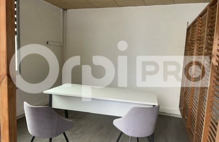 avec orpi Boutarel Louez un bureau climatis&eacute; et meubl&eacute; d environ 36m2