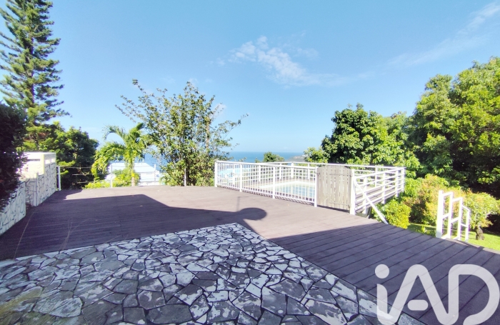 Vente Maison 170m&sup2; 6 pièces Bouillante