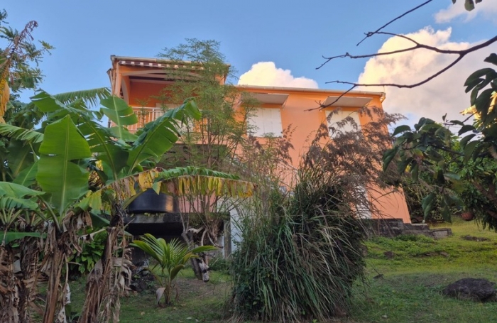 Vente Maison 72m&sup2; 3 pièces Gourbeyre