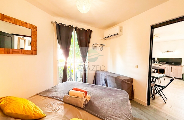 Appartement meubl&eacute; T3 Front de mer 64m2 piscine