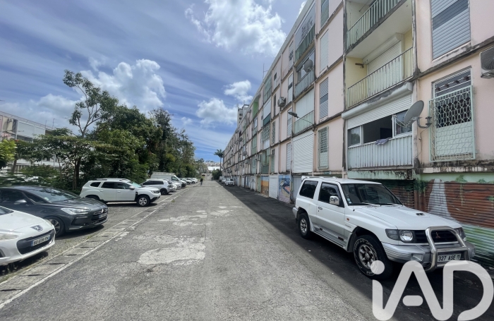 Vente Appartement 45m&sup2; 3 pièces Les Abymes