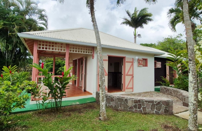 Location Maison 97115