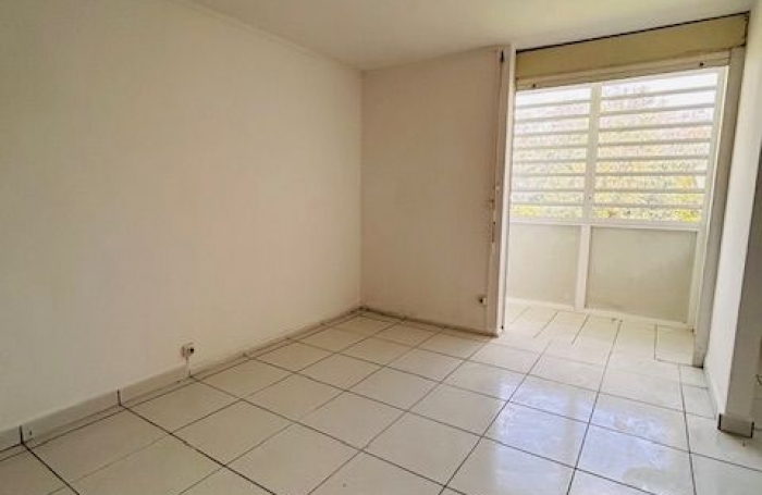 Location Appartement 58.3m&sup2; 3 pièces Les Abymes