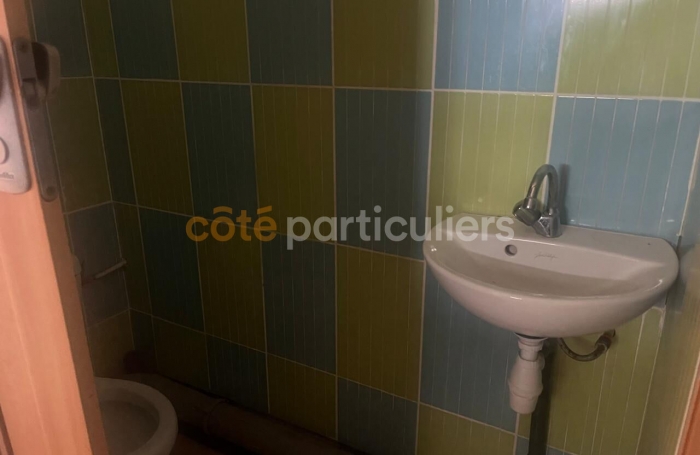 Location Local commercial 29.44m&sup2; Gosier