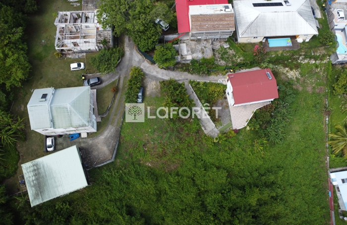 Vente Terrain 678m&sup2; Les Abymes