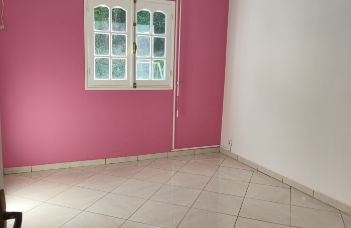 Maison avec piscine  150 m2  Pointe-Noire