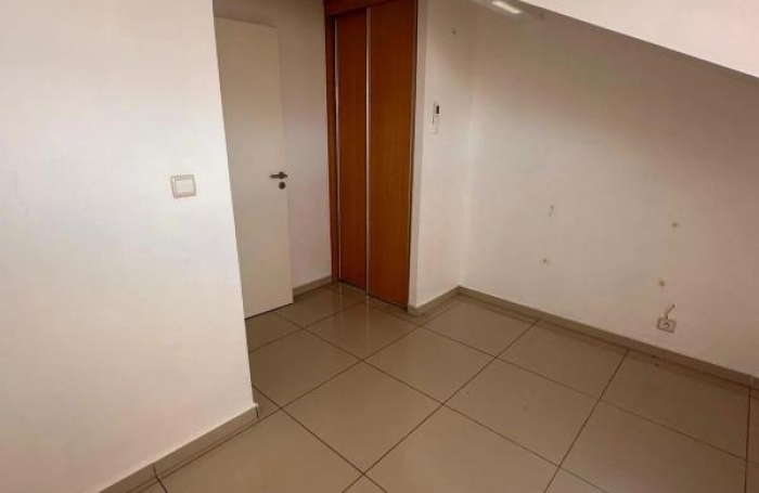 Vente Appartement 71.86m&sup2; 3 pièces Gosier