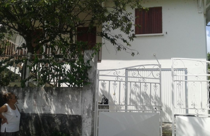 Location Maison 97120