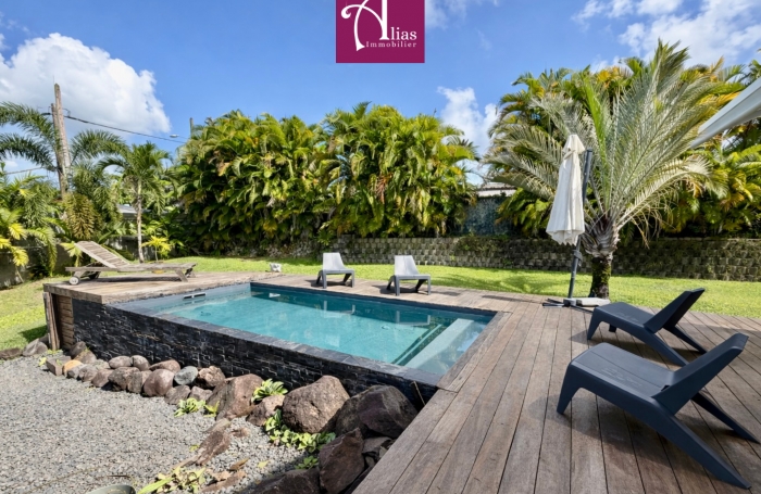 A LOUER VILLA F4 MODERNE - ENTR JARDIN ET PISCINE INCLUS - DUMONTER BAIE-MAHAULT