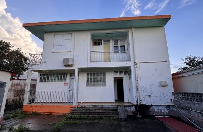 Vente Maison 193m&sup2; 8 pièces Sainte Rose