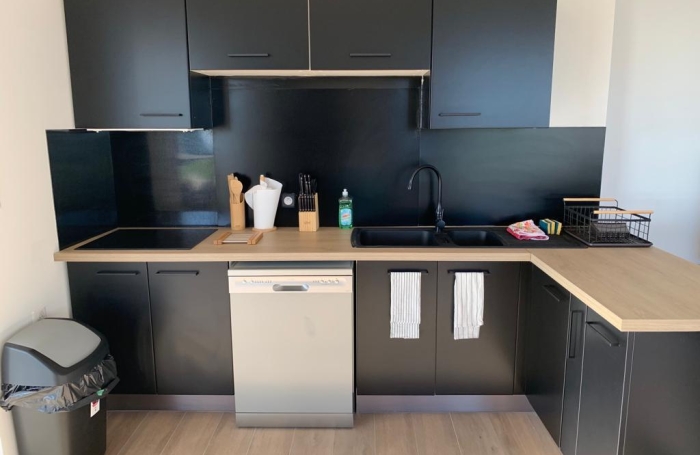 BEAU HAUT DE VILLA T5 MEUBLE