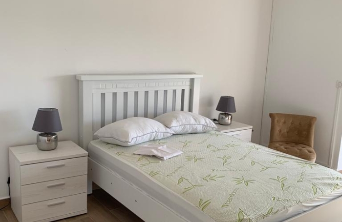 BEAU HAUT DE VILLA T5 MEUBLE