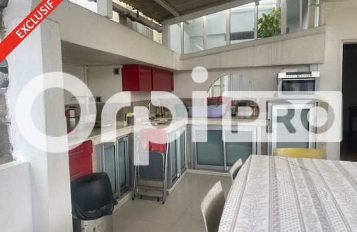 Vente Immeuble 611.29m&sup2; 2 pièces Pointe-&agrave;-Pitre