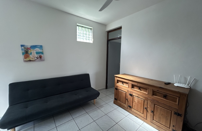 Appartement 2 pi&egrave;ces meubl&eacute; - Les Abymes