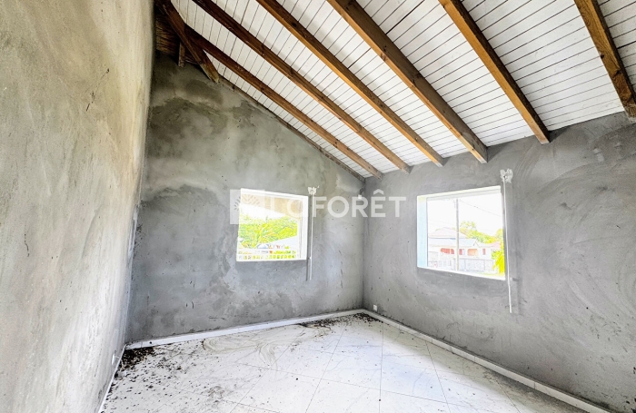 Vente Maison 150m&sup2; 7 pi&egrave;ces Le Moule