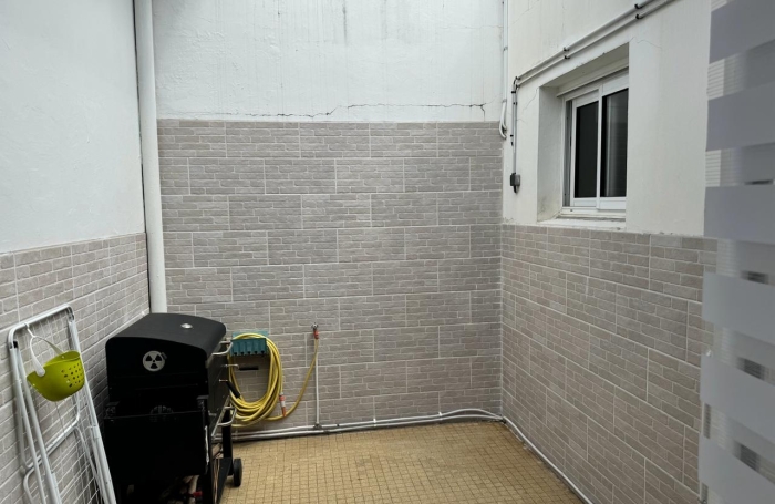 SAINT CLAUDE - Lot de 2 appartement T3 - Id&eacute;al investisseur