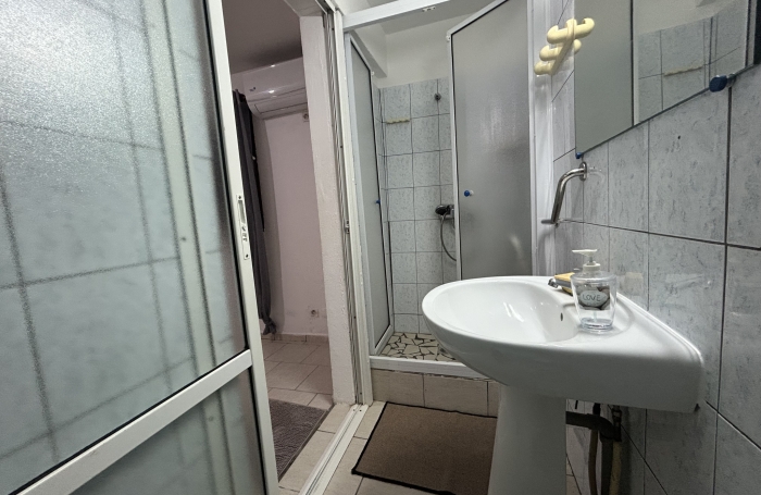 Bas de villa - 2 Pi&egrave;ces &agrave; Sainte-Anne