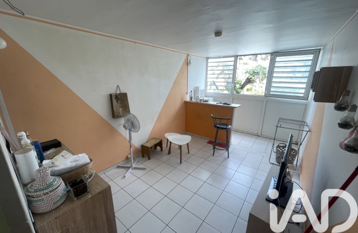Vente Appartement 52m&sup2; 3 pièces Les Abymes
