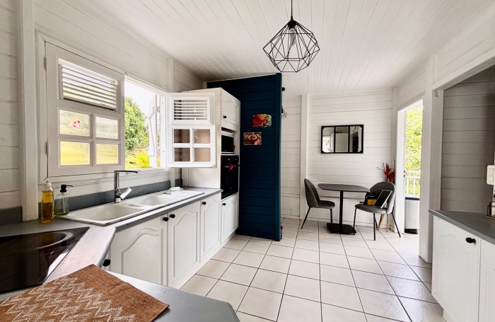 Maison 4 pi&egrave;ces + Mezzanine - Petit-bourg