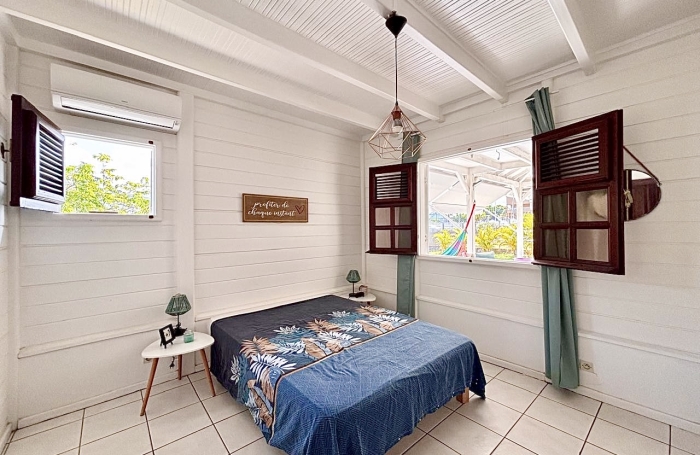 Maison 4 pi&egrave;ces + Mezzanine - Petit-bourg