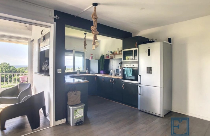 Location Appartement 95m&sup2; 4 pièces Gosier