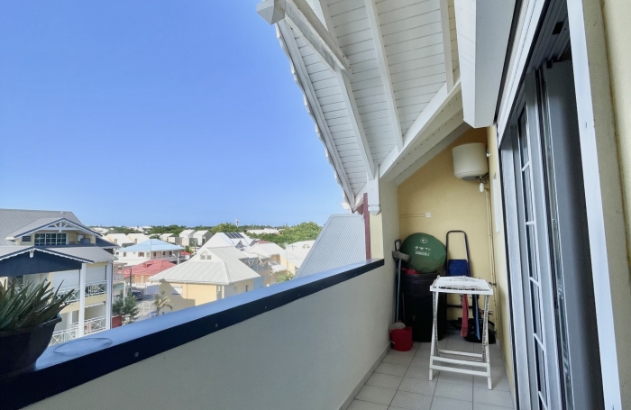 LOCATION GRAND T2 MEUBL&Eacute; BOURG SAINT FRANCOIS PARKING