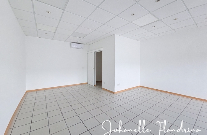 Location Local commercial 41m&sup2; 1 pièce Petit-Bourg