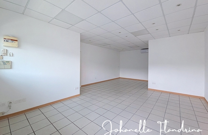 Location Local commercial 41m&sup2; 1 pièce Petit-Bourg