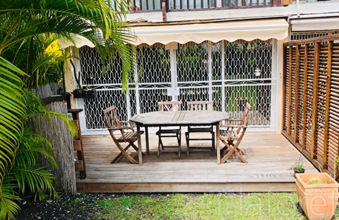 Location Appartement 30m&sup2; 1 pi&egrave;ce Saint Fran&ccedil;ois