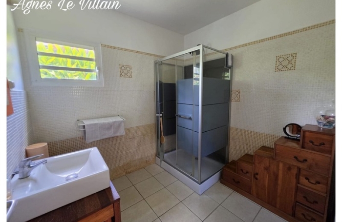 Vente Maison 108m&sup2; 6 pièces Pointe-Noire