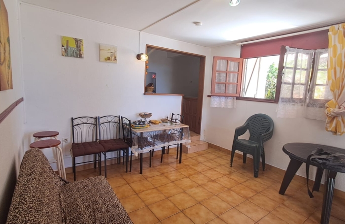 BOUILLANTE- Appartement RDC T2 de 52 m2 - Meubl&eacute; - Campagne et vue mer